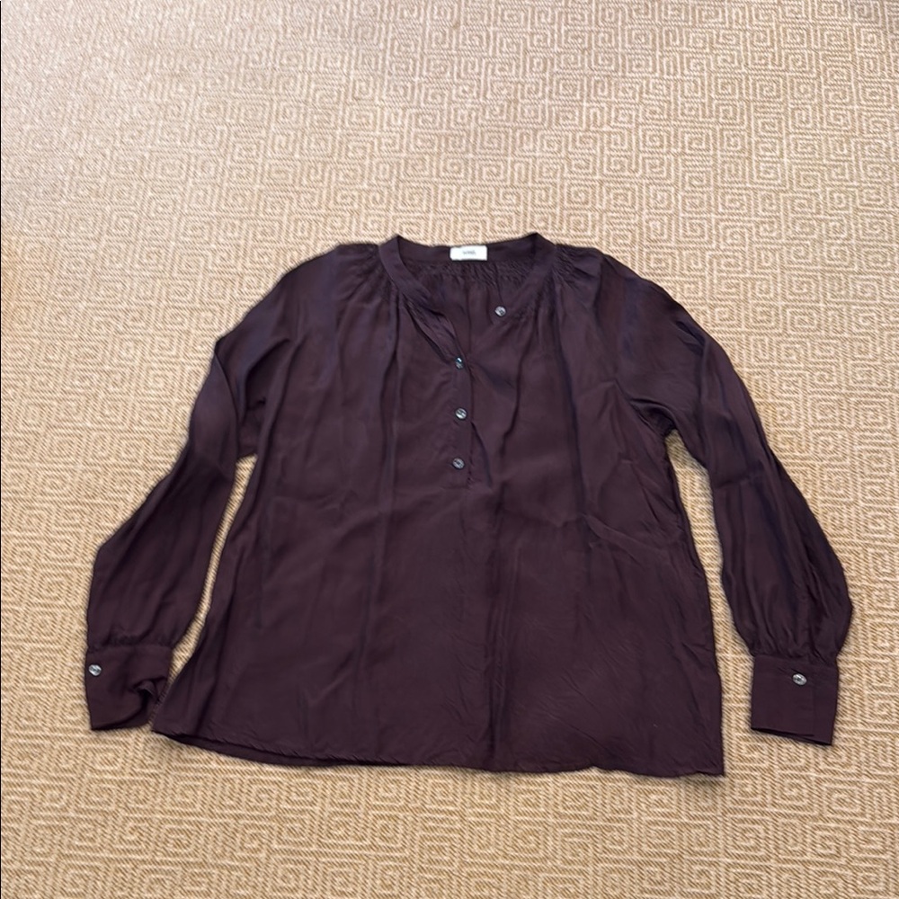 Closed Long Sleeve Relaxed Blouse